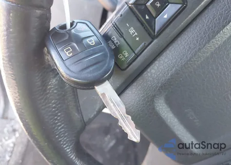 2011 Ford F-150 Xlt z USA, uszkodzony, nr VIN 1FTFW1EF8BFA32951